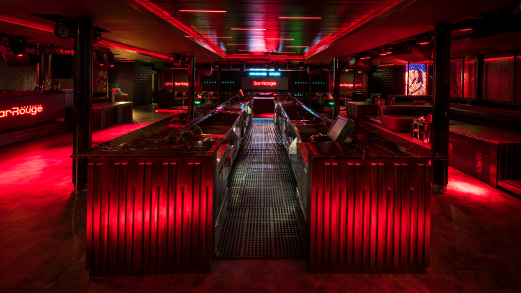 Bar Rouge - Club Centrepiece Island Bar (1)