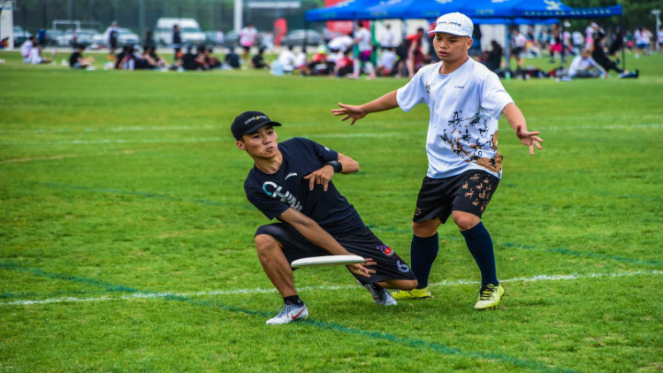 FRISBEE_4